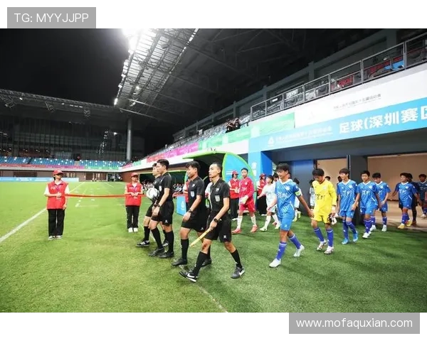 赛后分析：深圳足球队与广州足球队的团队协作表现与战术探讨