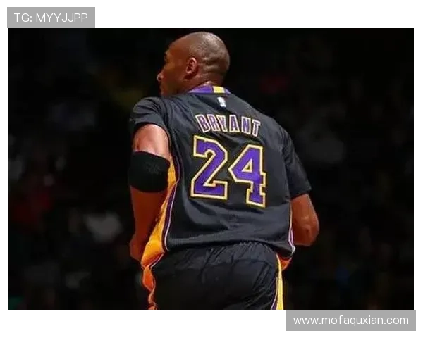 李伟专访:从青涩少年到篮球巨星的成长之路回顾